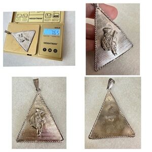 Vintage 720 Elegant Silver Triangle Pendant Necklace Ecuador Sterling Man Charm